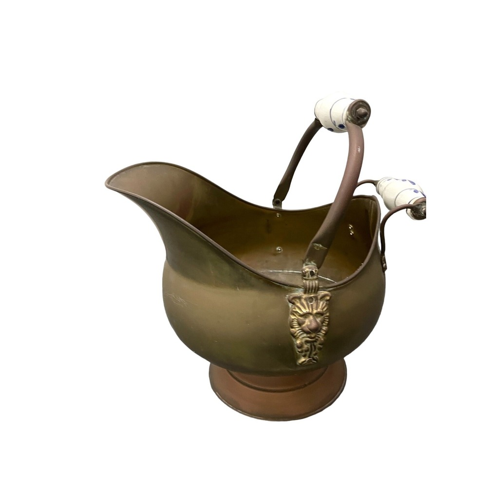 VTG Copper Brass Coal Scuttle Bucket Lion Head Porcelain‎ Blue White Handles